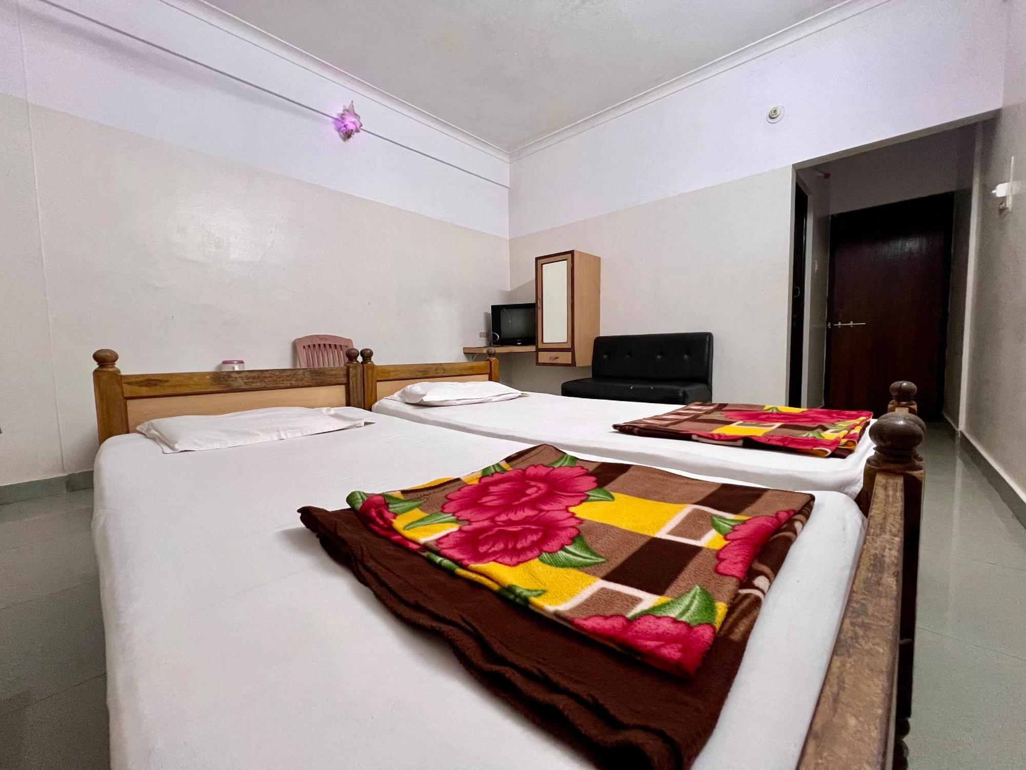 Sai Sagar Hotel Manipal Exterior photo